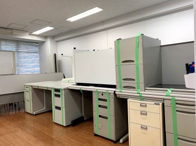 某ヘアケア用品メーカー オフィス家具類 買取撤去