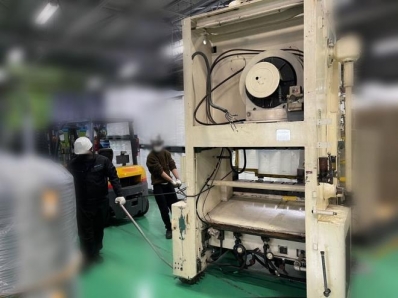 某金属加工工場内 プレス機買取撤去工事
