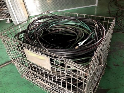 某印刷会社 倉庫 不要配線買取撤去