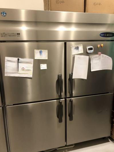 関東　大型商業施設内　飲食店舗　リニューアルにむけての厨房機器・客席家具買取撤去